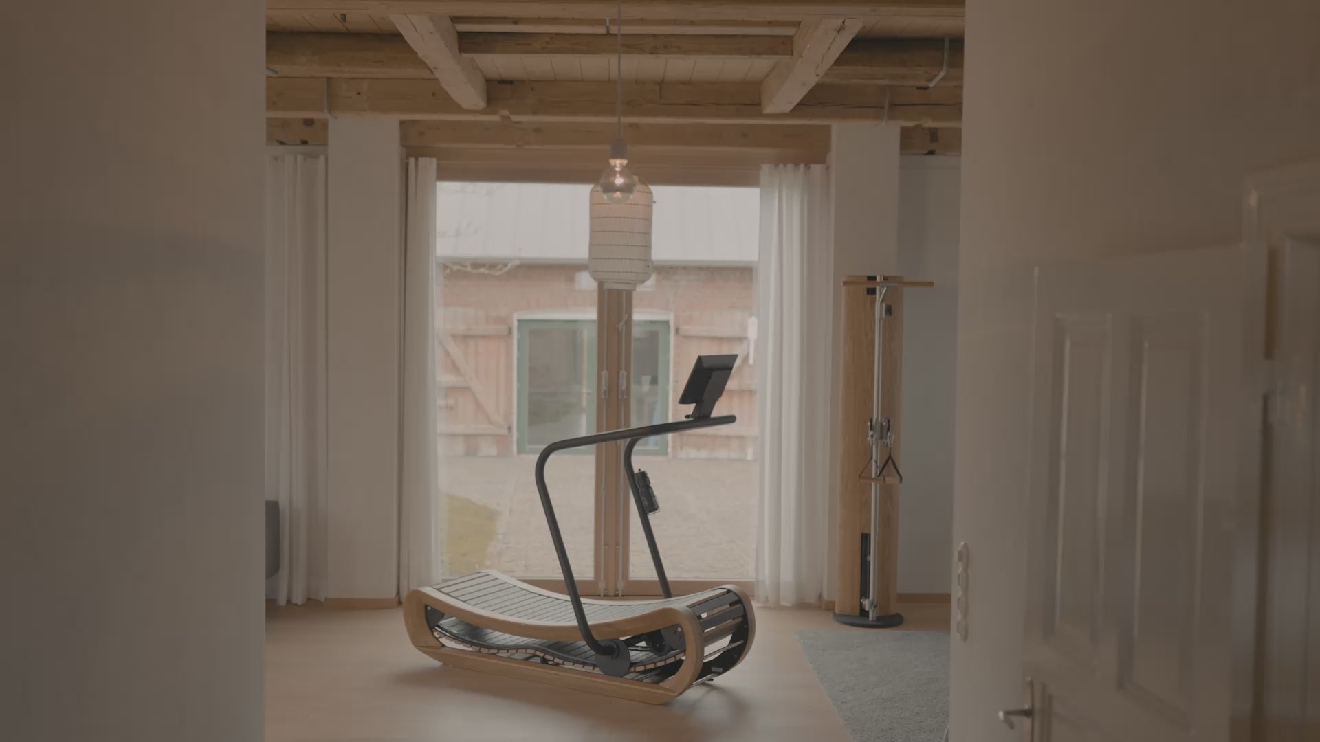 Last inn video: 